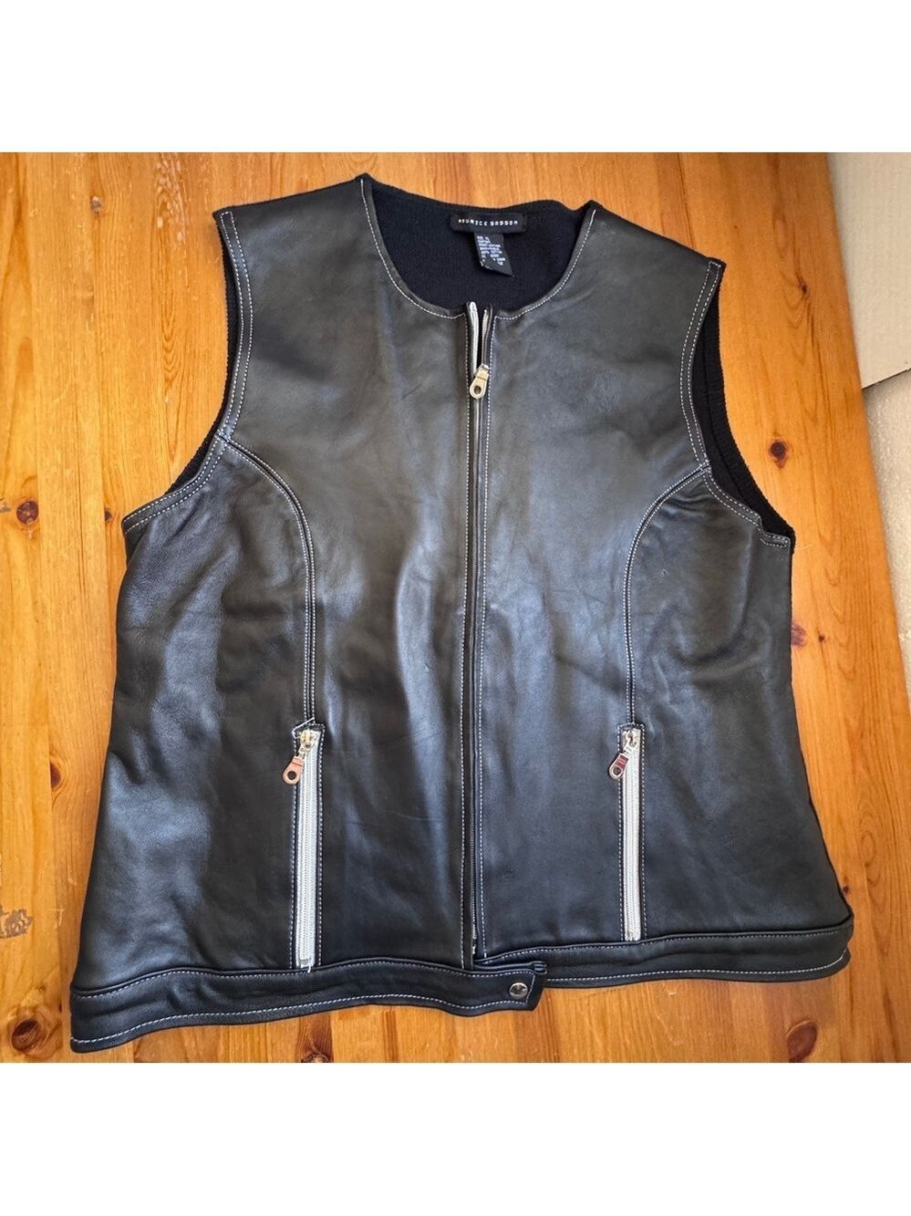 Maurice Sasson black leather zip up vest women's XL